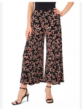 Vince Camuto printed women’s flair leg pants large NWT